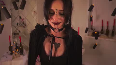 Sophie online show from 10-26-25, 11:27