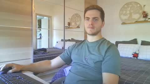 syl092 online show from 10-30-25, 11:22