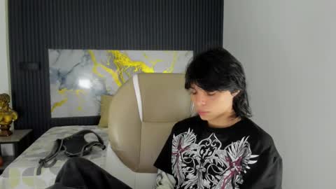 sylasfrost online show from 12-02-25, 07:53