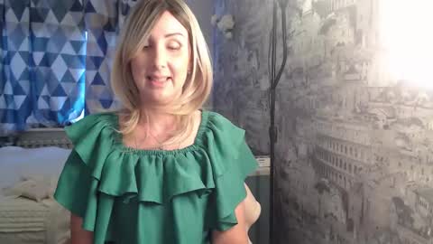 Sylvia online show from 02-05-26, 08:41