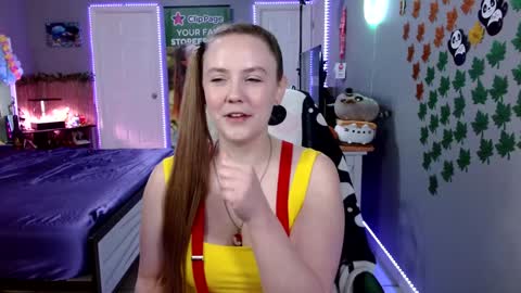 Snapshot of syndica chatting on 10-26-25, 06:25 Jennah online show from 10-26-25, 06:25