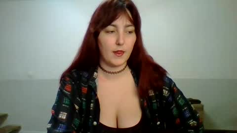 Snapshot of syssipisi chatting on 09-20-25, 04:19 Sarah online show from 09-20-25, 04:19