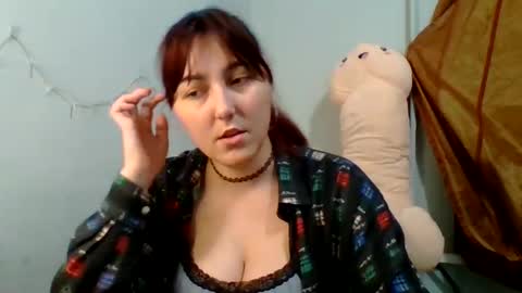 Snapshot of syssipisi chatting on 09-28-25, 07:08 Sarah online show from 09-28-25, 07:08