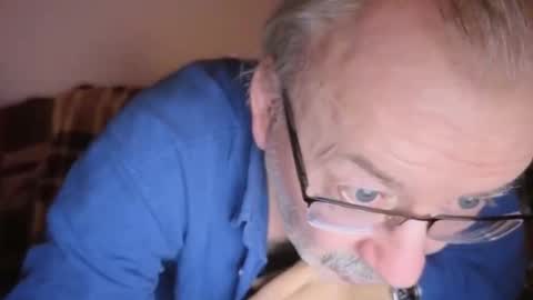 szaszinno6669068 online show from 09-15-25, 02:11