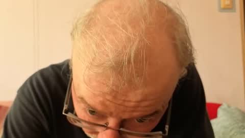 szaszinno6669068 online show from 10-17-25, 12:19