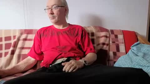 szaszinno6669068 online show from 10-23-25, 07:51