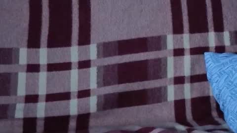 szaszinno6669068 online show from 11-08-25, 12:44