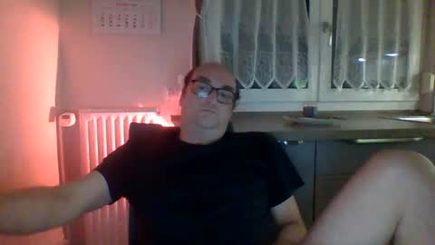 t0815 online show from 11-03-25, 07:26