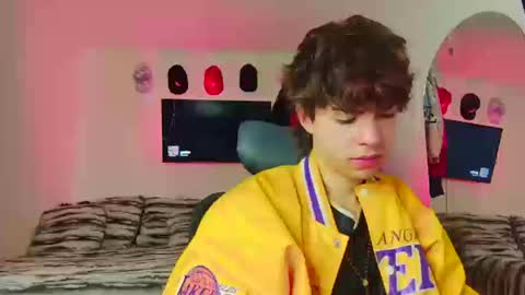 TONER online show from 10-14-25, 11:49