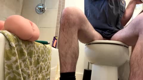 Snapshot of t265h chatting on 10-05-25, 09:45 tRex online show from 10-05-25, 09:45