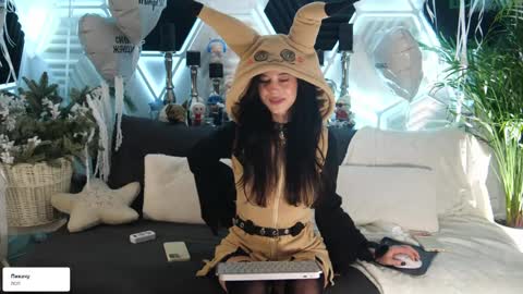 TAANNI online show from 12-17-25, 08:26