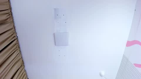 Snapshot of tabitta_katt chatting on 02-03-26, 06:40 Kitty online show from 02-03-26, 06:40