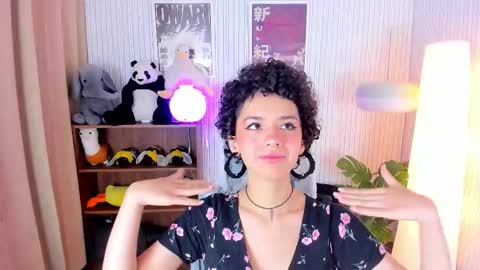 Snapshot of tabitta_katt chatting on 02-05-26, 04:17 Kitty online show from 02-05-26, 04:17