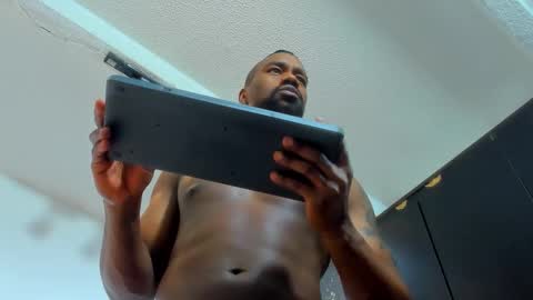 Snapshot of tafari_1 chatting on 03-04-26, 02:50 Tafari Zulu online show from 03-04-26, 02:50