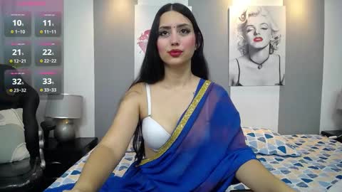 Snapshot of tahira__ chatting on 11-12-25, 12:38 Tahira online show from 11-12-25, 12:38