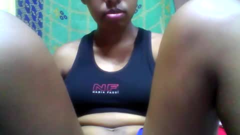 tahiriniah online show from 02-14-25, 05:19