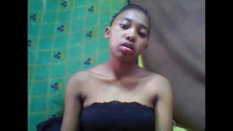 tahiriniah online show from 02-27-25, 07:44