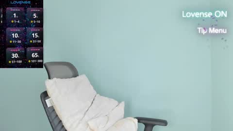 Snapshot of taichi75 chatting on 02-01-25, 08:08 Hana Retired Barbie online show from 02-01-25, 08:08