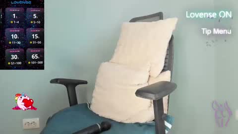 Snapshot of taichi75 chatting on 03-07-25, 06:57 Hana Retired Barbie online show from 03-07-25, 06:57