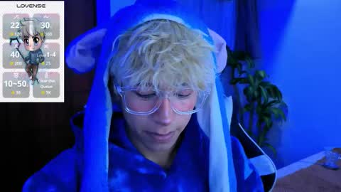 taichi online show from 11-16-25, 06:19