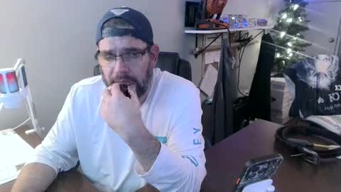 Snapshot of taintnuzzler_13 chatting on 12-02-24, 03:15 TaintNuzzler online show from 12-02-24, 03:15