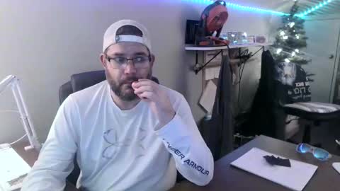Snapshot of taintnuzzler_13 chatting on 12-04-24, 12:52 TaintNuzzler online show from 12-04-24, 12:52
