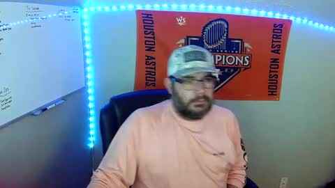 Snapshot of taintnuzzler_13 chatting on 01-14-25, 07:11 TaintNuzzler online show from 01-14-25, 07:11