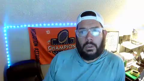 Snapshot of taintnuzzler_13 chatting on 09-24-25, 06:44 TaintNuzzler online show from 09-24-25, 06:44