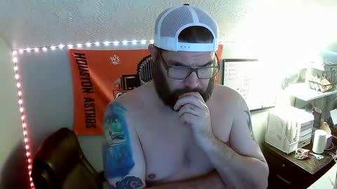 Snapshot of taintnuzzler_13 chatting on 09-29-25, 06:29 TaintNuzzler online show from 09-29-25, 06:29
