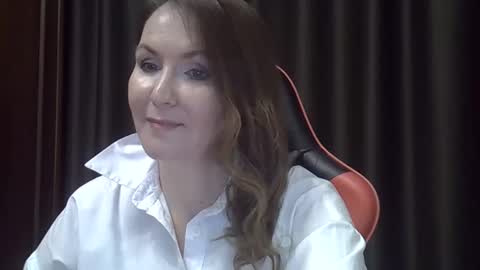 taisialucky77 online show from 11-23-25, 05:02