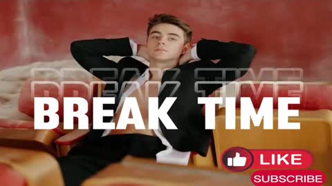 Snapshot of taisonbrownx chatting on 10-31-25, 03:40 Taison online show from 10-31-25, 03:40