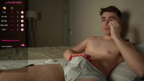 Snapshot of taisonbrownx chatting on 11-13-25, 03:16 Taison online show from 11-13-25, 03:16