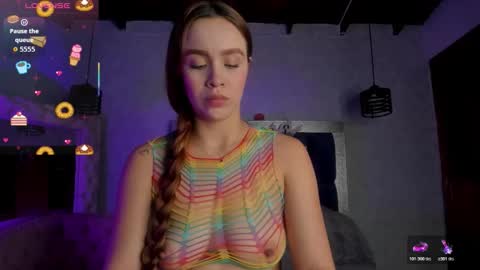 Snapshot of taissa_ chatting on 11-06-25, 07:48 Taissa online show from 11-06-25, 07:48