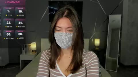 Sasha online show from 10-13-25, 01:27