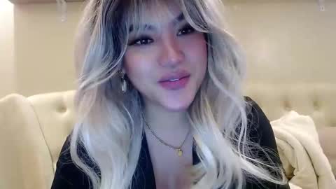 Snapshot of takemeinheaven1 chatting on 02-16-25, 08:11 Lena online show from 02-16-25, 08:11