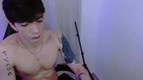 takeru___ online show from 11-01-25, 05:48