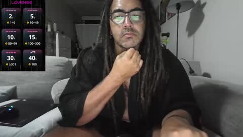 Snapshot of talent_scout_1 chatting on 02-15-26, 12:58 Edge Master Flash online show from 02-15-26, 12:58