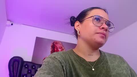 Snapshot of taliana36 chatting on 02-03-25, 12:47 taliana36 online show from 02-03-25, 12:47