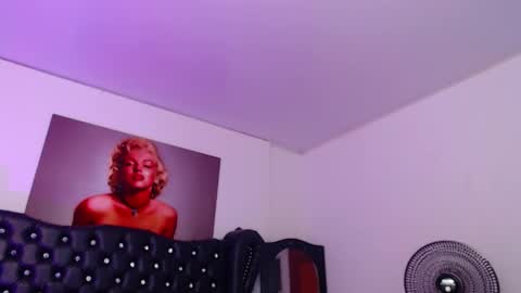 Snapshot of taliana36 chatting on 02-05-25, 12:38 taliana36 online show from 02-05-25, 12:38
