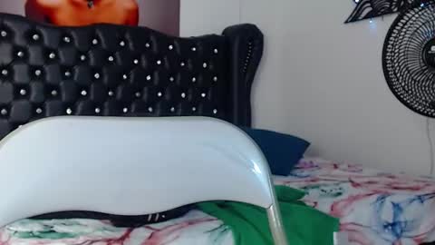 Snapshot of taliana36 chatting on 03-03-25, 03:20 taliana36 online show from 03-03-25, 03:20