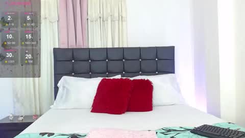 Snapshot of talianamoreno chatting on 10-26-25, 11:31 taliana modelo independiente online show from 10-26-25, 11:31