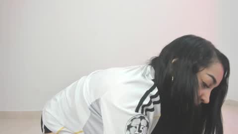 talianasweet03 online show from 10-13-25, 09:04