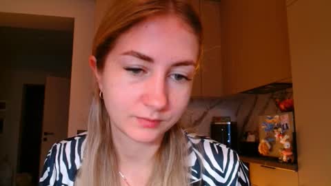  Kira  online show from 02-04-26, 06:19