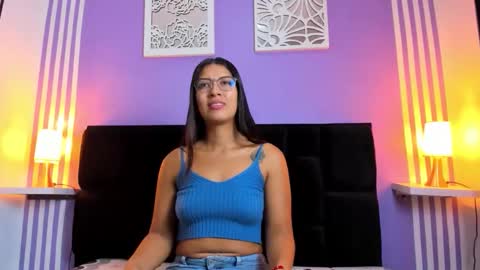 tall_hot_brunette online show from 11-23-25, 12:38
