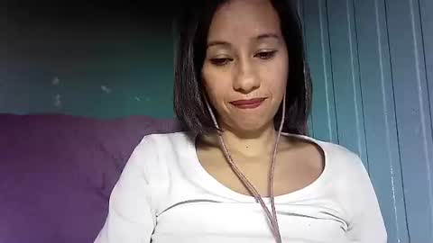 Snapshot of tallulahsunshine9 chatting on 10-30-25, 10:54 Tallulah online show from 10-30-25, 10:54