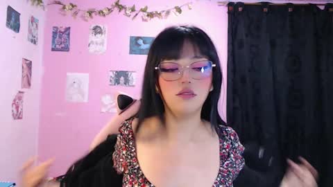 Snapshot of tamako_kitty__ chatting on 02-16-25, 10:54 Alejandra Independent model online show from 02-16-25, 10:54