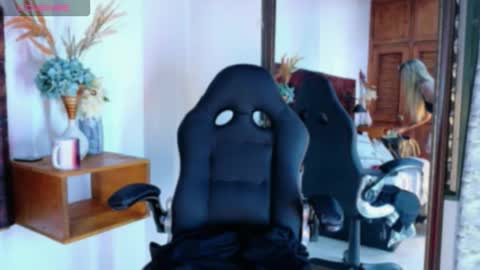 Snapshot of tamara_sanz1 chatting on 02-06-26, 10:07 online show from 02-06-26, 10:07