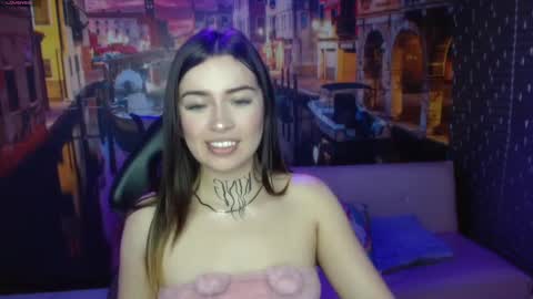 Snapshot of tamara_velezz chatting on 02-20-25, 04:18 Tamara online show from 02-20-25, 04:18