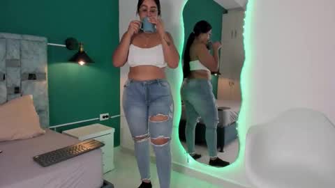 tamaraa online show from 11-12-25, 12:16