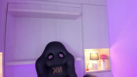 Tami online show from 10-14-25, 07:47